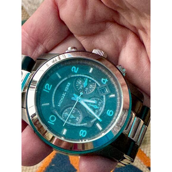 Michael Kors Runway Two-Tone Chronograph Gunmetal Dial Quartz Watch - Picture 11 of 11